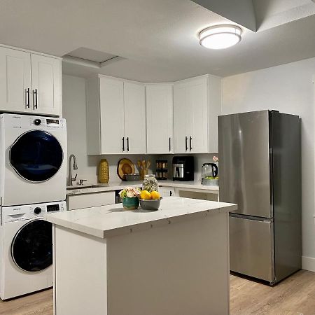 Tacoma 2 Bedrooms 1 Baths Sleep 5 With Compact Kitchen Exterior foto
